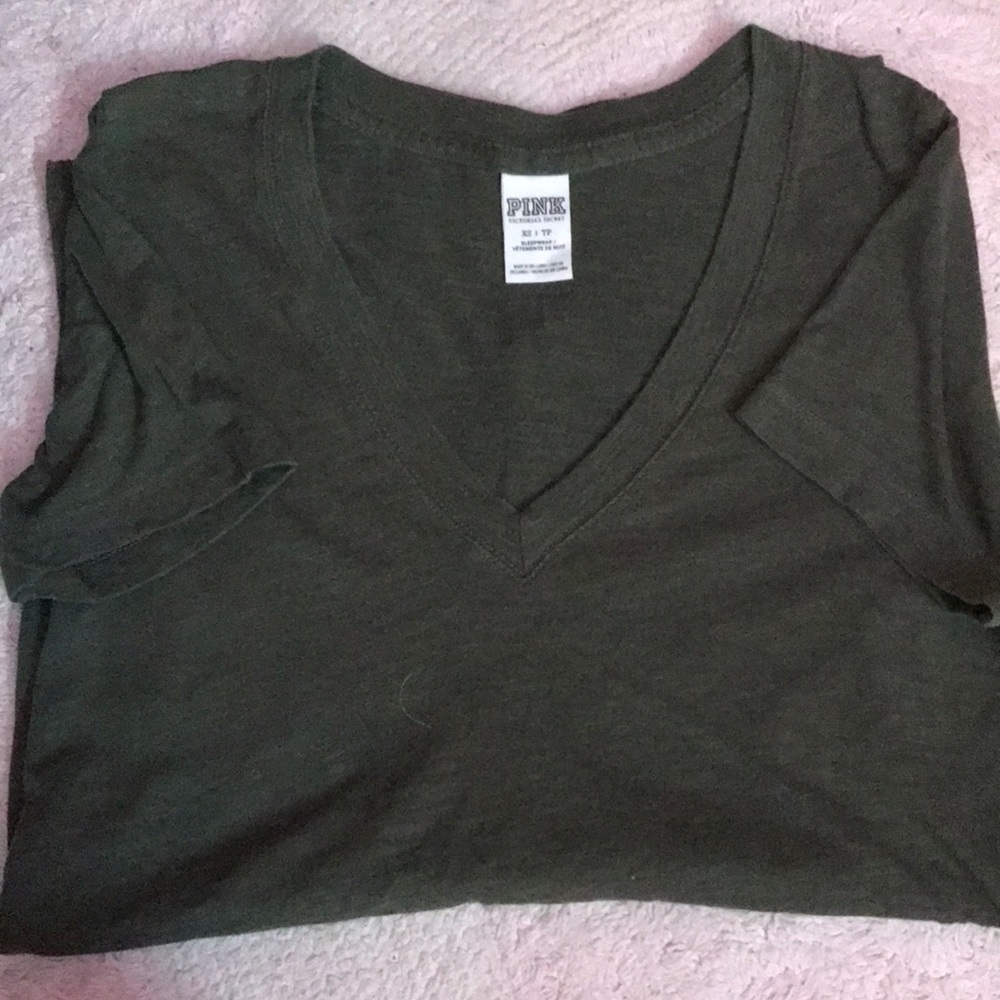 V neck t shirt